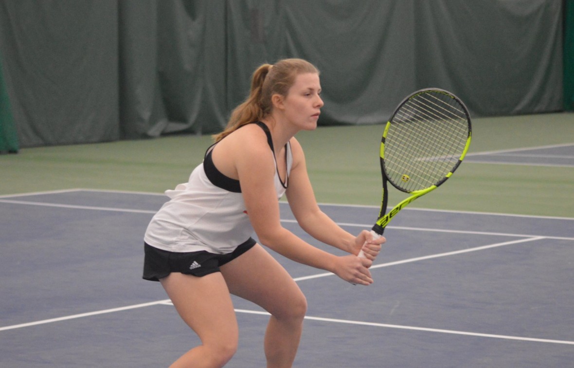Baker Women's Tennis Posts 3-0 Record Over Weekend to Move to 6-1 on the Season