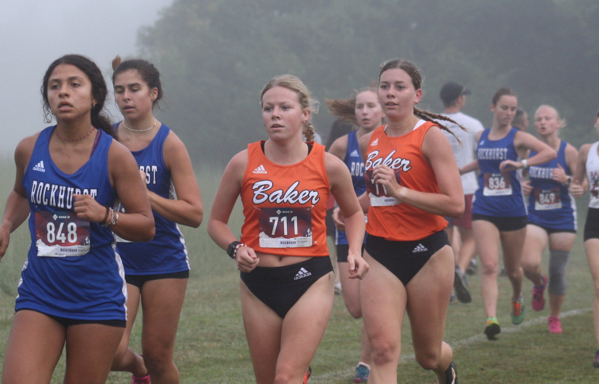 Women Finish Sixth, Men Take Seventh at Heart of America Cross Country Championships
