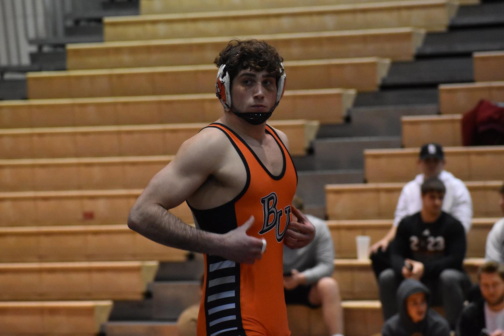 Tiebreaker Gives Yellowjackets, 26-25 Win over Wildcats in Heart Dual