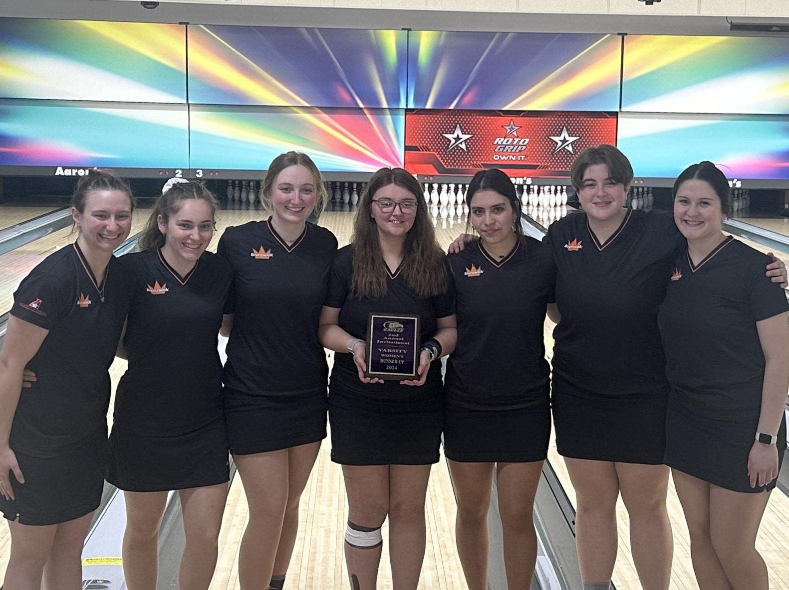 Women's Bowling Finishes Fourth, Men Take Sixth at Eagle Open