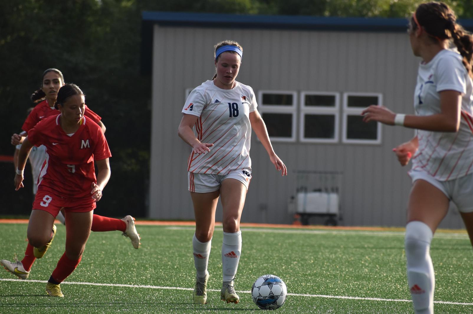 Women’s Soccer Clinches Spot in Heart Tournament with 3-0 Win at Mount Mercy